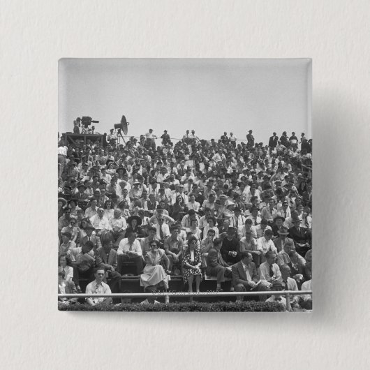 見物人 缶バッジ (正面)