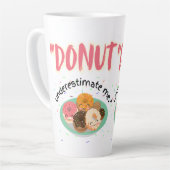 見積もりの下に落ちる カフェラテマグ (左アングル)