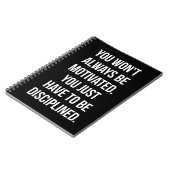 規律とモチベーション – 感動的トレーニング ノートブック (左側)