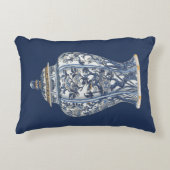 視野のスタジオによる青及び白い磁器のつぼ アクセントクッション (正面)