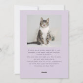 親しみやすいフェスティバル猫フォトパープルクリスマス シーズンカード (裏面)