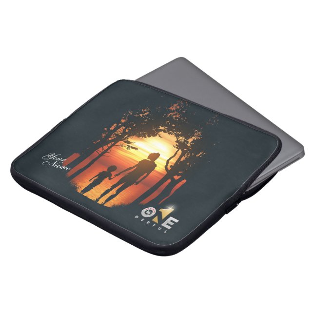 親の日 |母の日 – 15" ラップトップスリーブ (正面上部)