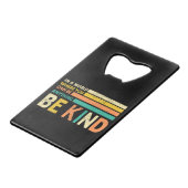 親切である クレジットカード栓抜き (正面アングル)