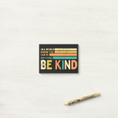 親切である ポストイット (デスク上)