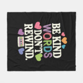 親切な言葉は巻き戻せないおもしろい フリースブランケット (正面(横))