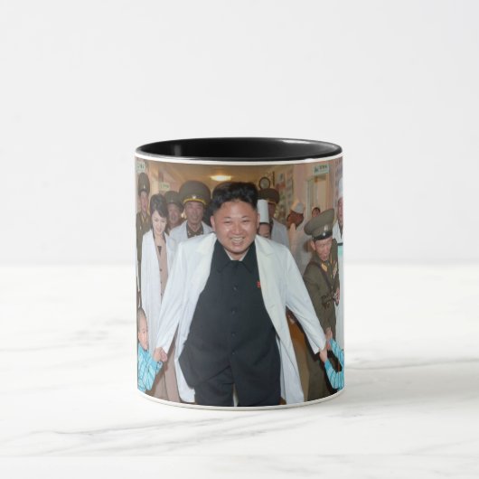 親愛なるリーダーは幼い子供を愛します マグカップ (中央)