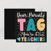 親愛なる保護者の皆様、教師のターンです 愛を込めて 先生たち 招待状 (正面/裏面)