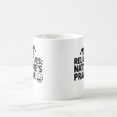 親戚おもしろいのマグカップ – 「自然のいたずら」引用文 コーヒーマグカップ (中央)