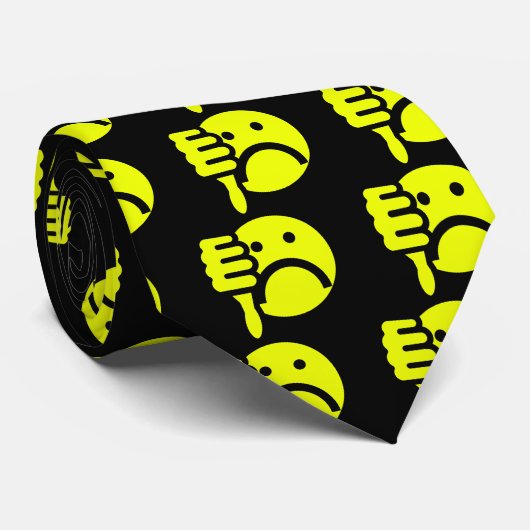 親指の悲しい顔 ネクタイ (ロール)