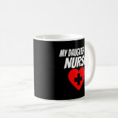 親誇りを持ったフード付きスウェットシャツ娘はナースR コーヒーマグカップ (正面右)