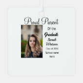 親誇りを持った卒業生の写真名クラス年を追加 メタルオーナメント (裏面)