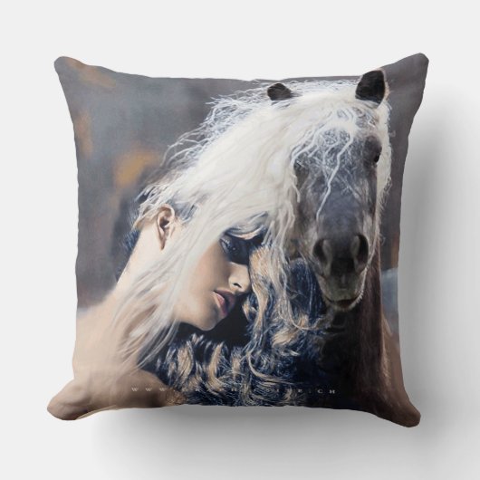 親近感 – 枕 (正面)