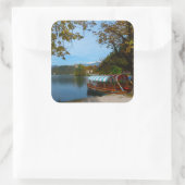 観光客船で秋にブリュー湖 スクエアシール (バッグ)