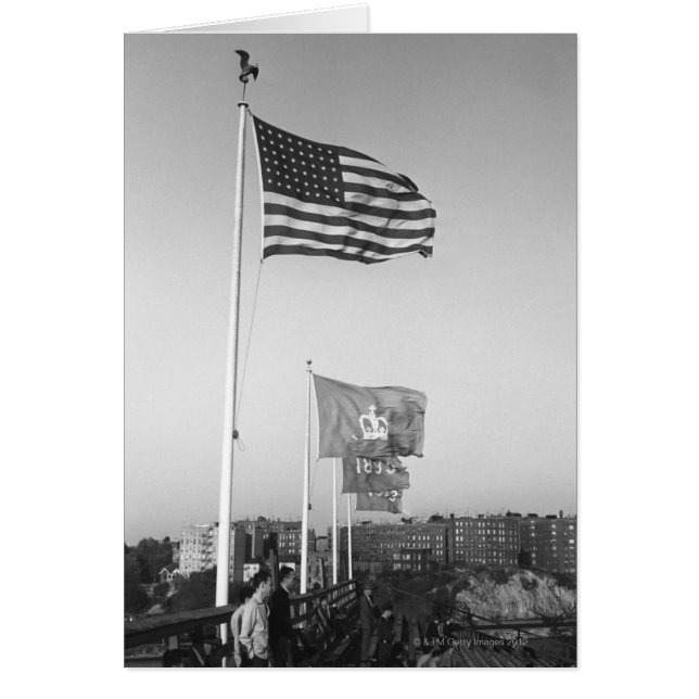 観覧席の人々 (正面)