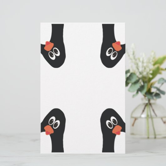 角のペンギンおもしろいと可愛い 便箋 (スタンド正面)