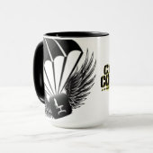 角の打撃の黄色の白熱マグ マグカップ (正面左)