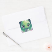 角を持つ緑色の大きなエイリアン スクエアシール (封筒)