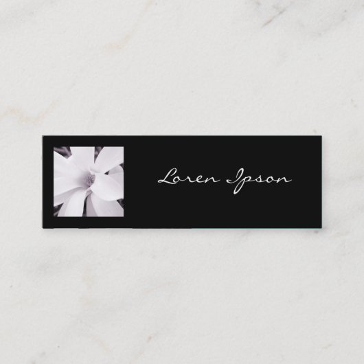 角写真 – マグノリア スキニー名刺 (正面)