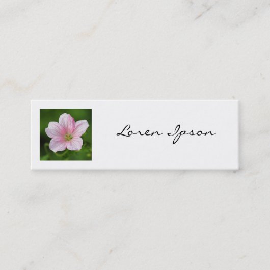 角写真 – Geranium スキニー名刺 (正面)