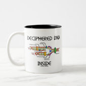 解読されたDNAの内部(DNAの写しのユーモア) ツートーンマグカップ (左)