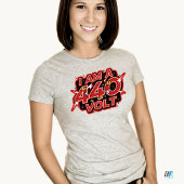 "触らないで - 私は440ボルト" ホラー・ユーモア Tシャツ