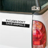 言い訳は動物救のビーガン バンパーステッカー (トラック上)
