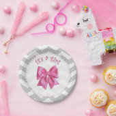 "言うベビーシャワーの紙皿それはです女の子" ペーパープレート (パーティー)