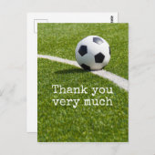 言葉でサッカーボール緑の草の上に感謝 ポストカード (正面/裏面)
