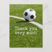 言葉でサッカーボール緑の草の上に感謝 ポストカード (正面)