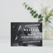 言葉はWMDになることができる – 聴覚の説明責任 ポストカード (スタンド正面)