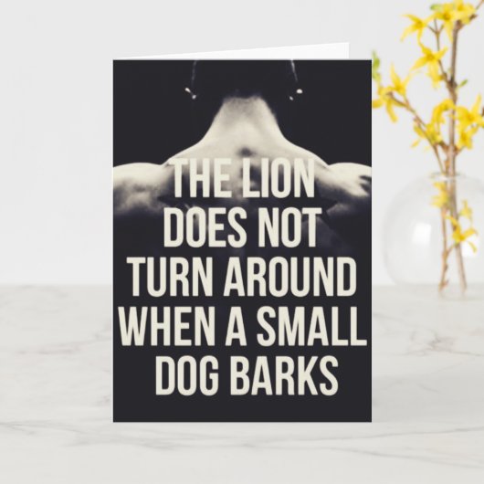 言葉やる気を起こさせる – ライオンが回らないのまわりに カード (黄色い花)