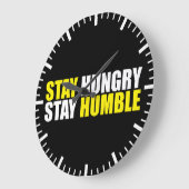 言葉やる気を起こさせる – 空腹を維持し、謙虚に滞在 ラージ壁時計 (傾斜)