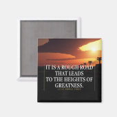 言葉やる気を起こさせる – 険しい道が偉大に マグネット (正面/裏面)