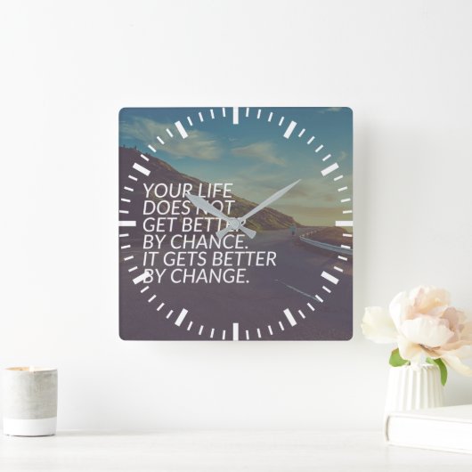言葉感動的 – 人生は変化によって良くなる スクエア壁時計 (ホーム)