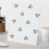 言語，山の霧の台座標識 台座サイン (インサイチュ)