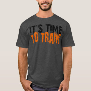 訓練する時期 Tシャツ