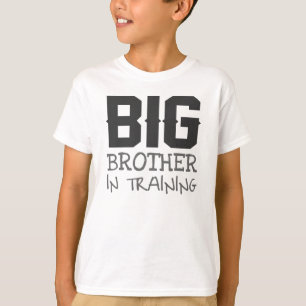訓練の中の兄 Tシャツ
