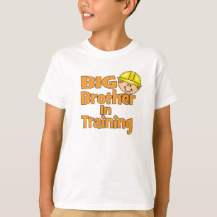 訓練の中の兄 Tシャツ