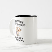 訓練の新しい祖父 ツートーンマグカップ (正面左)