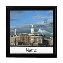 記念すべき箱に飾られた美しい街のスカイライン