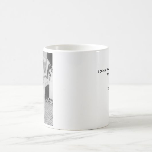 記念するアリスポール選挙権の勝利の旗 コーヒーマグカップ (中央)