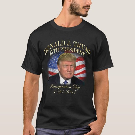 記念するドナルド・トランプ大統領の就任式 Tシャツ (正面)