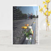 記念ベトナムの退役軍人 カード (黄色い花)