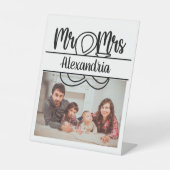 記念モダン会モノグラム夫妻の写真 台座サイン (正面)