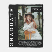 記念写真&引用文卒業ギフトブラック フリースブランケット (正面)