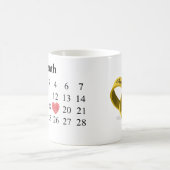 記念日のギフト-カレンダー及び刻まれたリング コーヒーマグカップ (中央)