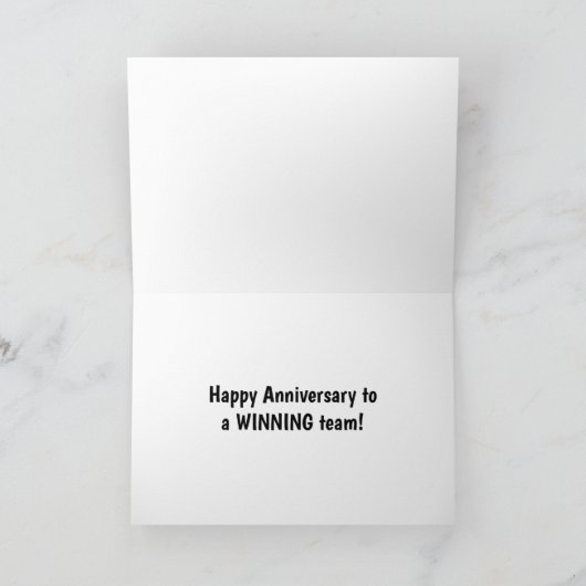 記念日カード、チームを代表している2匹の犬 カード (内部)