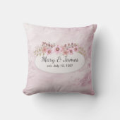 記念日 日付 ピンク アブストラクト ブーケ付き クッション (正面)