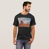 記念碑の谷、ユタ、米国(キャプション1) Tシャツ (正面フル)