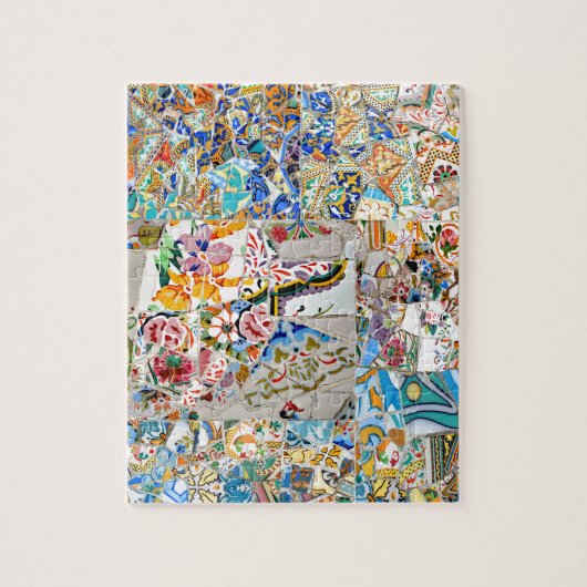 記憶。 公園Güell。 素晴らしいモザイク。 部1. ジグソーパズル (縦)